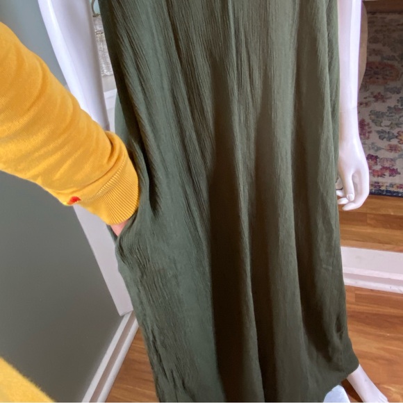 New NWT Treasure & Bond Favorite Slipdress Green Olive Sarma Crinkle Rayon Small - Picture 5 of 11